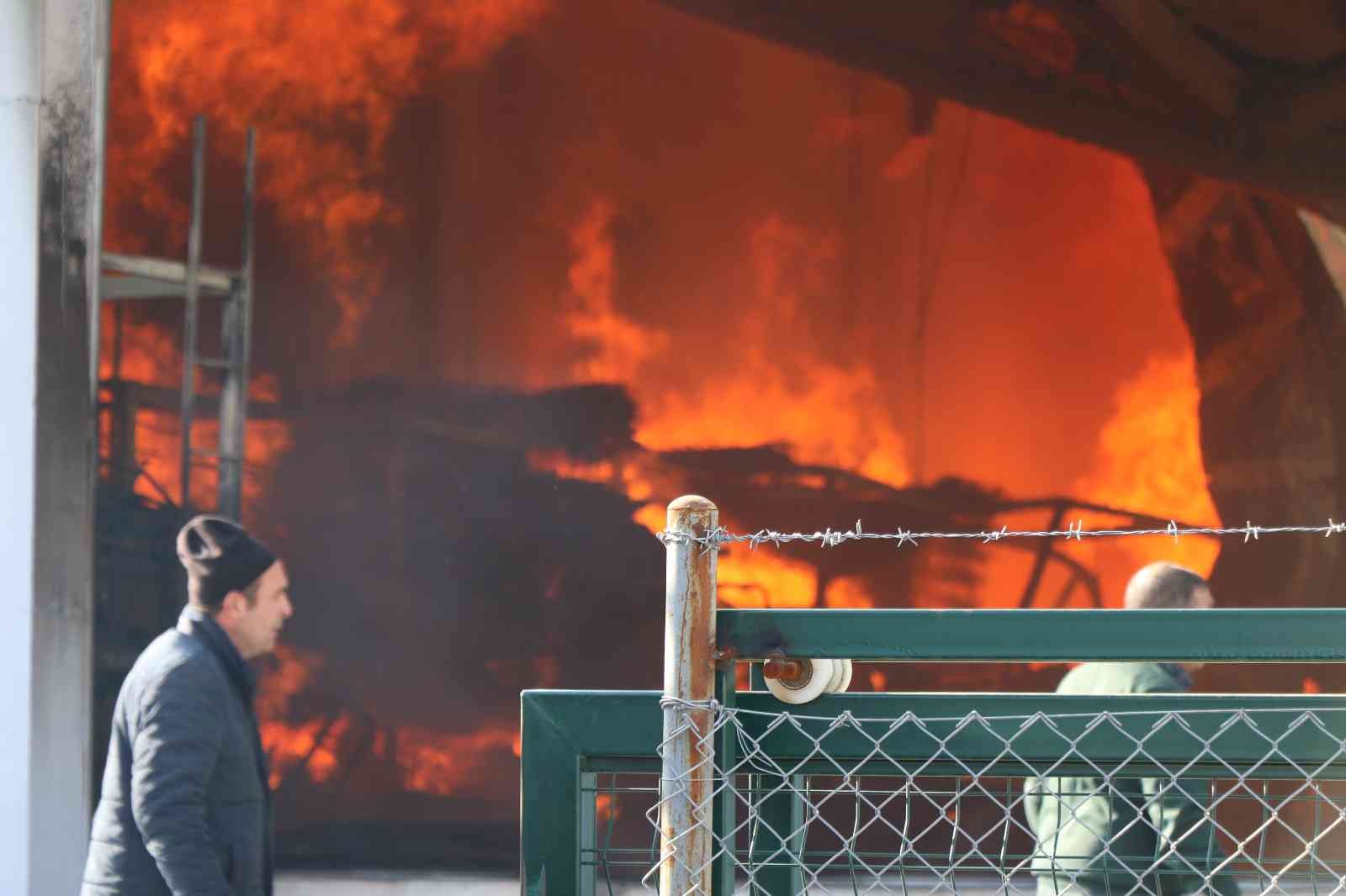 Erzincan Osbde Büyük Yangın