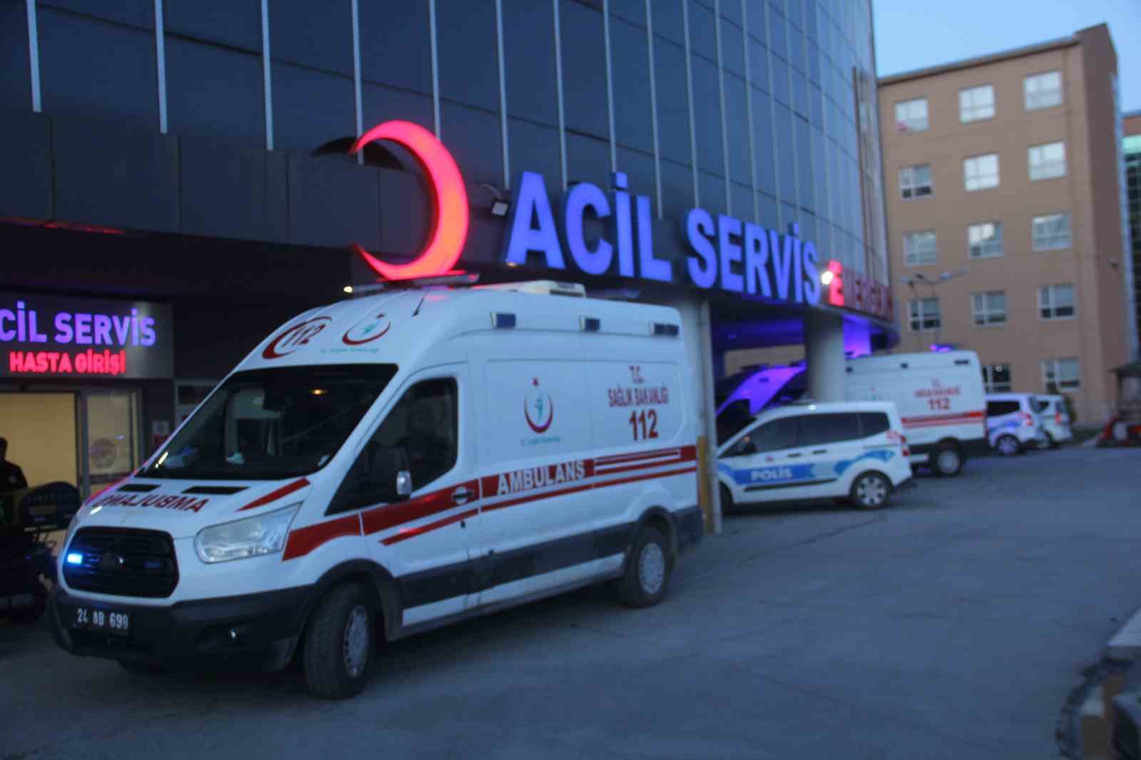 Erzincanda Akrabalar Arasında Silahlı Kavga: 5 Yaralı