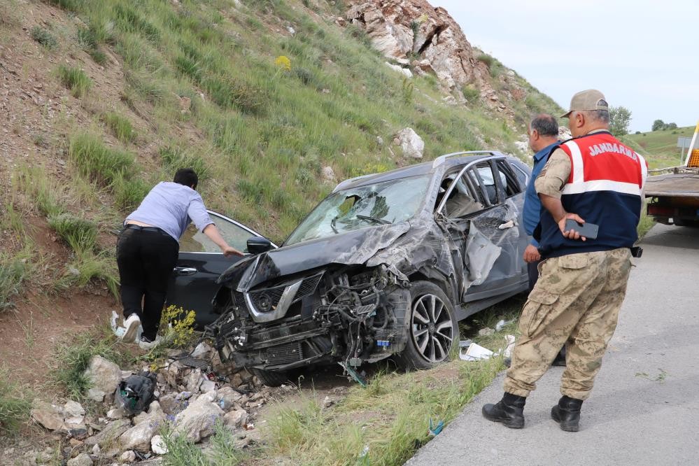 Erzincanda Kasım Ayında 127 Trafik Kazası Meydana Geldi