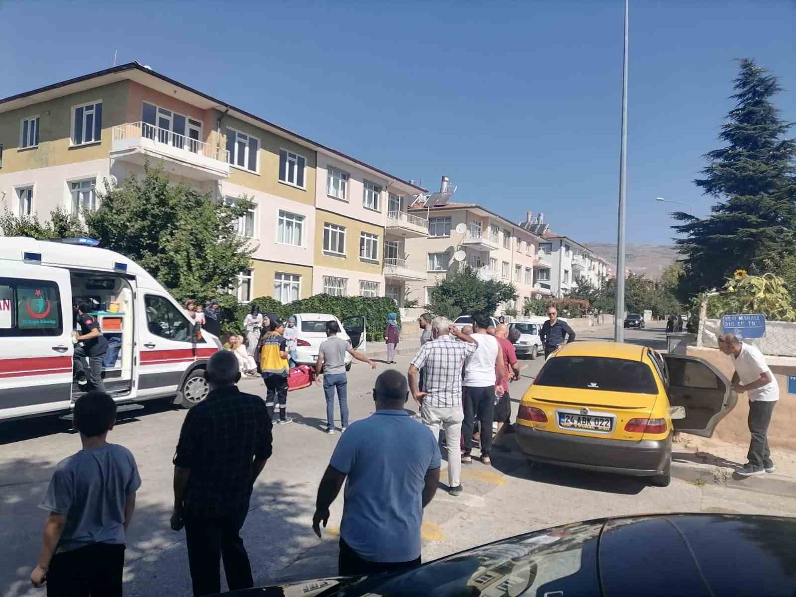 Erzincanda Trafik Kazası: 3 Yaralı