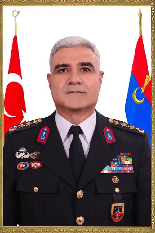 Terfi Eden Erzincan İl Jandarma Komutanı Erol, Ağrıya Atandı